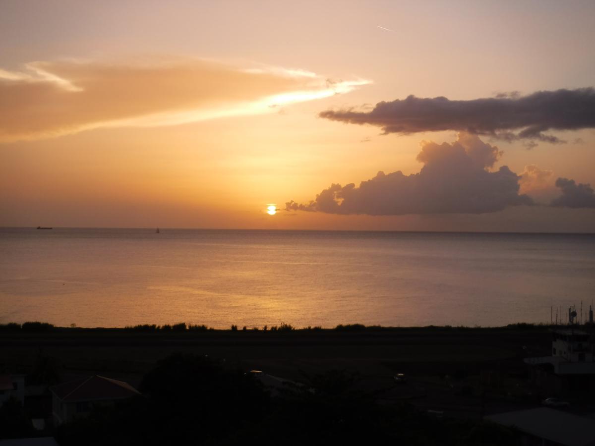 Bayport Residence Inn Roger エクステリア 写真